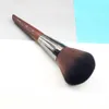 Stor pulverborste MUFE 130 - Mjukt syntetiskt kupolerat över Pulver Bronzer Skönhet Makeup Brushes Blender Tool