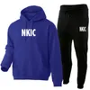 Mens Märke Tracksuit Spring Hoodie Ställer Jogging Sweatpants Solid Simple Suit Sweatshirt Pullover Mode Manlig Sport Utomhus Sportkläder