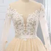 2021 Abiti da sposa principessa Champagne pizzo avorio fiori 3D applique floreale V aperto indietro poeta maniche lunghe abito da sposa donna taglie forti