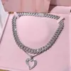 collar de circonia cúbica en forma de corazón