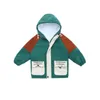 Jaquetas de casaco de inverno para meninos com capuz adolescente roupas quentes para inverno infantil capuz de retalhos casaco casual para meninos 4-13 LJ201203