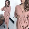 Sexy V-Ausschnitt Herbst Langarm Frauen Kleid Damen Schärpen Knopf Casual Büro Kleid Neue Mode Frauen Midi Kleid Vintage LJ200820