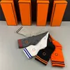 Klassiker Män Socks Male Ankel Sock Street Underkläder Stylist Mens Basketball Sport Strumpor För Kvinnor En storlek Orange Korta Strumpor