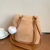 Сумки на плечо 2021 зимний теплый Crossbody для женщин из искусственного меха женской сумки дизайнеры женские сумки покупки