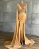 Gorgeous Gold Mermaid Evening Dresses for Women Pearls Beaded Sexy V Neck High Split Prom Party Gowns Ruched Satin With Long Wrap Formal Robe De Soiree Arabic AL8554