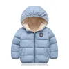 秋と冬のLJ201203で、子供のぬいぐるみと濃厚なパッド入りのパッド入りコートボーイズと女の子の純粋な色の内側の綿のパッド入りコート