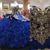 2021 Royal Blue Haft Luxury Quinceanera Suknie Suknia Balowa Off Ramię Koronki Kryształowe Frezowanie Plus Rozmiar Ruffles Losted Sweet 16 Formal Party Prom Suknie Wieczorne