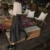 WERUERUYU Femme Jupe Automne Hiver Jupes Vêtements Pour Femmes Plus Taille Style Coréen Taille Haute Jupes En Laine À Carreaux 210608