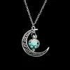 月輝くネックレス宝石の魅力のジュエリーの女性ハロウィーンペンダント中空光石のネックレスギフト