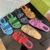 Mulher s chinelo verão homem casual sandal sapato de luxo corrediça de luxo moda largamente plana siripery sandal beach hotel mocassins as últimas sandálias de chinelos de fivela dupla