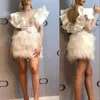 2021 Sexy Luksusowe Piórkie Suknie Koktajl Jewel Neck Illusion Ruffles Kryształowe Koraliki Otwórz Back Krótki Mini Prom Dress Party Homecoming Suknie Długie Rękawy