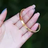 Well-known Brand C-shaped Bangle 3 Colors Fashionable and Simple Titanium Steel C-shaped Opening Bangle for Men and Women Q0717