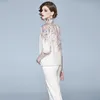 Designer de mode femmes col roulé simple boutonnage Blouses chemises piste luxe fleur imprimé fête en mousseline de soie lâche chemise haut 210226