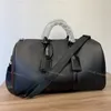 duffle en cuir noir