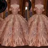 2021 Rose Gold Rosa Sequined Elegent Quinceanera Klänningar Bollklänning Av Skulder Nyckelhål Plus Size Sequines Lace Formal Party Prom Evening Gowns