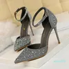 2022 Frauen Kleid Schuhe High Heels Damen Designer Echtes Leder Pumps Dame Sandalen Hochzeit Böden mit Box Schwarz Golden Gold Schuh