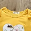 生まれたばかりの赤ちゃんの女の子の服秋3個セットかわいい黄色のフリル長袖ロンパースボディスーツの花のズボン幼児幼児の服