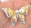 Broche de mariposa de CZ pavimentado chapado en oro de alta calidad