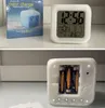 Kolorowy kwadratowy zegar stołowy cichy LED kolorowy alarm Creative Gift Clocks Delikatny projekt