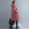 Übergroße lange Winter-Kapuzenjacke Mantel Frauen verdicken warme karierte Baumwoll-gepolsterte Damenjacken und -mäntel Frau Outwear 210923