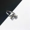 Czysta 925 srebrna biżuteria dla kobiet Camellia Flower Rings Cze Diamond Pierinki ślubne