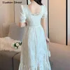 Robe élégante femme été dentelle broderie col carré taille haute moulante femme Vintage fête es vêtements 210603