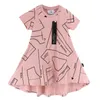 2020 Summer Girls Robe Fête Princess Robes Bébé Gril Vêtements Enfants Robe De Mode Brand Enfants Costume Impression Q0716