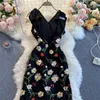 Koreansk vår mode kvinnor A-Line Dress Wavy Ärmlös Slim Broderade Eleganta Kläder Vestidos R224 210527