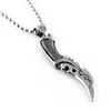 Hänge Halsband Supernatural Knife Halsband Cool Mini Sword For Men Titanium Rostfritt Stål Man Cykel Punk Smycken