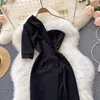 Mini robe noire Sexy pour femmes, asymétrique épaule dénudée irrégulière, Double boutonnage, manches courtes, taille haute, Slim, été, 2022