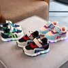 Size 21-30 Children Led Shoes Baby Boys Girls Lighted Shoes with Luminous Sole for Kids Glowing Sneakers with 2 pcs Spare Lights 210303