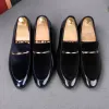 Luxury Fashion Autumn Shadow Patent Leather Groom Wedding Shoes italian style High Quality Slip On Oxford Dress Party Loafers