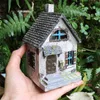 Fairy Garden House Rustic Resin Miniature Cottage Hut Woodland Gnome Farmhouse Miniature Dwellings Mini Country Fairy Houses 210811
