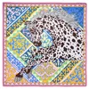 2021 Sciarpa di seta di nuova moda europea e americana Leopard Pegasus Print 130cm Twill Imitazione di seta Grande fazzoletto da donna Sciarpa a scialle