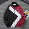 Mode män bomber windbreaker jacka våren höst mens casual hooded sport utomhus löpande fitness patchwork coat 210909