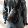 HBP AETOO Herren-Brusttasche aus Leder, schräge Kopftasche aus Leder mit großem Fassungsvermögen, trendige One-Shoulder-Tasche für Herren