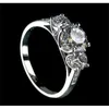 Tre stenar Brilliant 1.7ct Round Cut D Color Moissanite Platinum 950 Ring för kvinnor Vitguld Bröllopsmycken