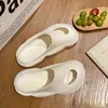 النعال Pantoufles de Maison Antidripantes صب Femmes Chaussures de salle de bain lgres إيفا Semelle souple paisse composeitives d't 220307