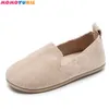 Kids Shoes Leather Fur Shoes For Girls 4 Colors Large Size Fashion Children Peas Shoes Casual Boys Walking High Quality 210713