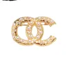 GG GG Design العلامة التجارية S Desinger Brooch Women Rhinestone Pearl Letter Stuil