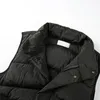 가을과 겨울 솔리드 컬러 남성용 조끼 수 놓은 배지 다운 재킷 따뜻한 히터 조끼 유럽 아메리칸 패션 브랜드 단순성