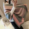 Lyxdesigners Frankrike Brand Cashmere Jacquard Scarf For Women Designer Knit Scves Fashion Letters Classic High Quatity Scarfs 178L