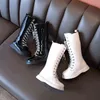 Зима 2021 Новая корейская версия Big Girl Boots Хлопок и флисовая шнуровка боковая молния Яркие кожаные шнуровки высокие сапоги G1210