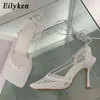 Eilyken Neue Sexy Weiß Hohl Mesh Pumpen Sandalen Weibliche Karree Stiletto High Heel Ankle Lace Up Kreuz-gebunden party Kleid schuhe Y220225