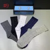 Designer Socken für Herren und Damen, Unterwäsche, fünf Paar, klassische Buchstaben, Sportstrümpfe, Winter-Baumwolle, lässige Socken, Geschenkbox265b