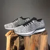 Hott Fly Racer Trainer Knit Nero Bianco Grigio Uomo Donna Sport estivi Scarpe sportive da esterno casual Scarpe da ginnastica leggere Comfortbale