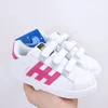 2021 아이 운동화 신발 트레이너 큰 소년 소녀 블랙 화이트 야외 Huaraches 무료