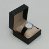 Montres Boîtes Cas Flip Litchi Motif Boîte Imitation Cuir Montres Carré Emballage En Plastique Cadeau Estampage Hele22