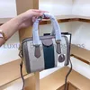 10A جودة عالية الجودة مصممين مصممين حقيبة Crossbody حقائب اليد الأزياء الأزياء أكياس الكتف رسالة LADE