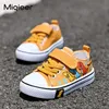 Spring Kids Canvas Skor Höst Barnens Sneakers Dinosaur Mönster Boys Tjejer Toddler Baby Dinosaurio Casual Sportskor G1025